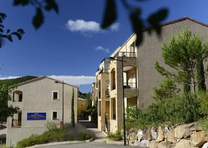 T2 - Pmr A 750 Metres De La Station Thermale D'avene *